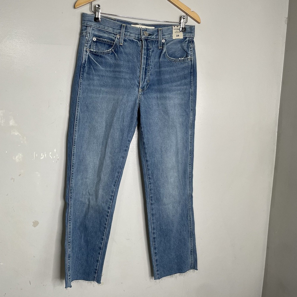 NWT AMO Denim Loverboy Jeans in Loved Wash Size 28